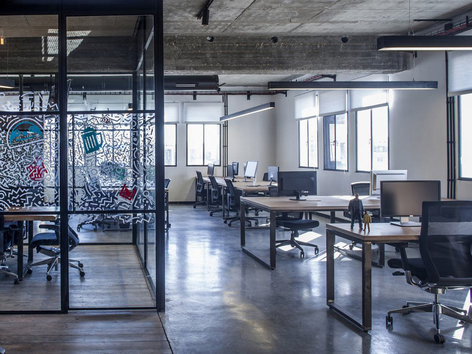 安徽合肥半山装饰登场！重塑办公楼装修工艺，拓展功能应用边界(图3)