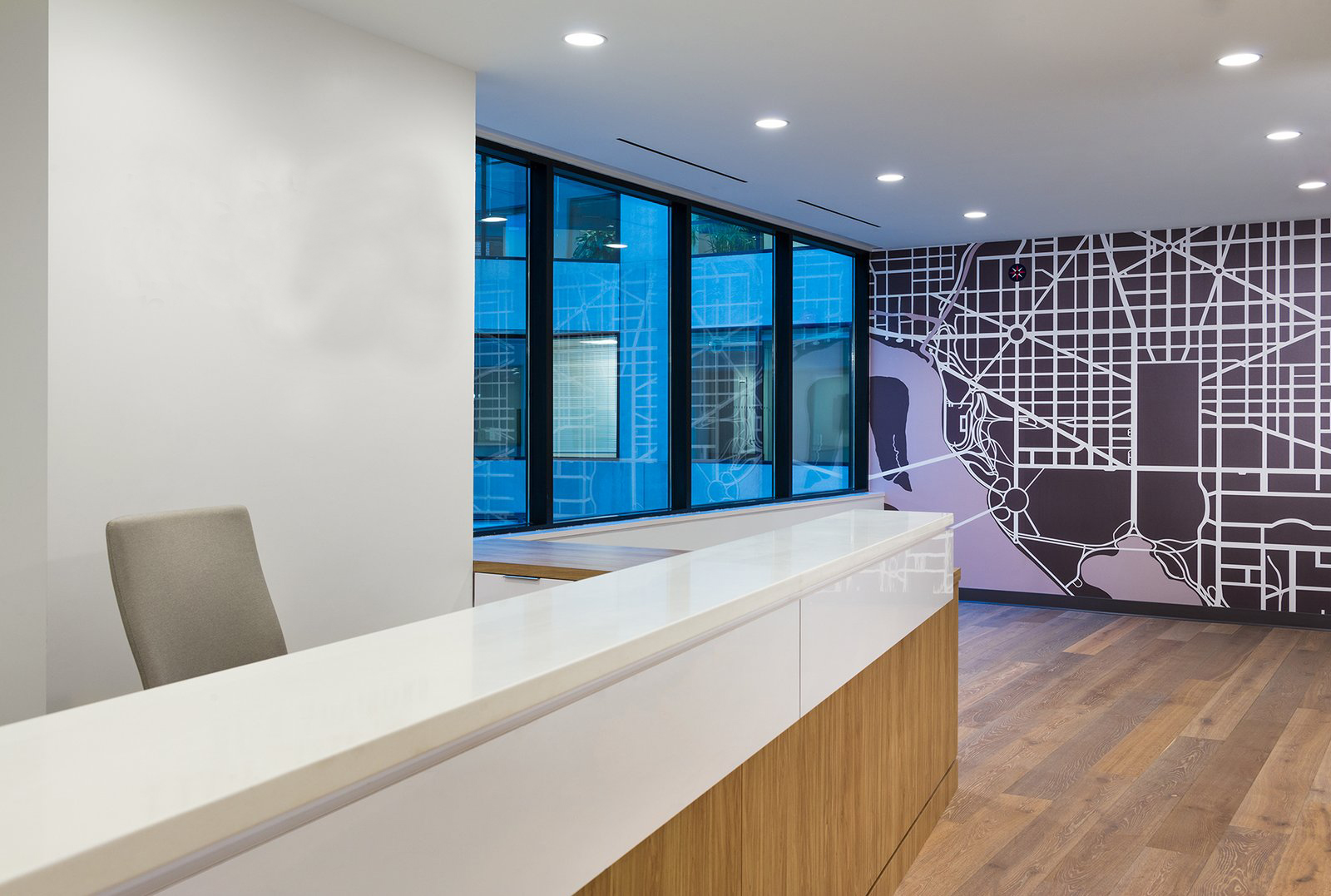 探秘安徽合肥半山装饰——办公楼装修工艺与功能的完美融合之道(图1) 探秘安徽合肥半山装饰——办公楼装修工艺与功能的完美融合之道(图1)