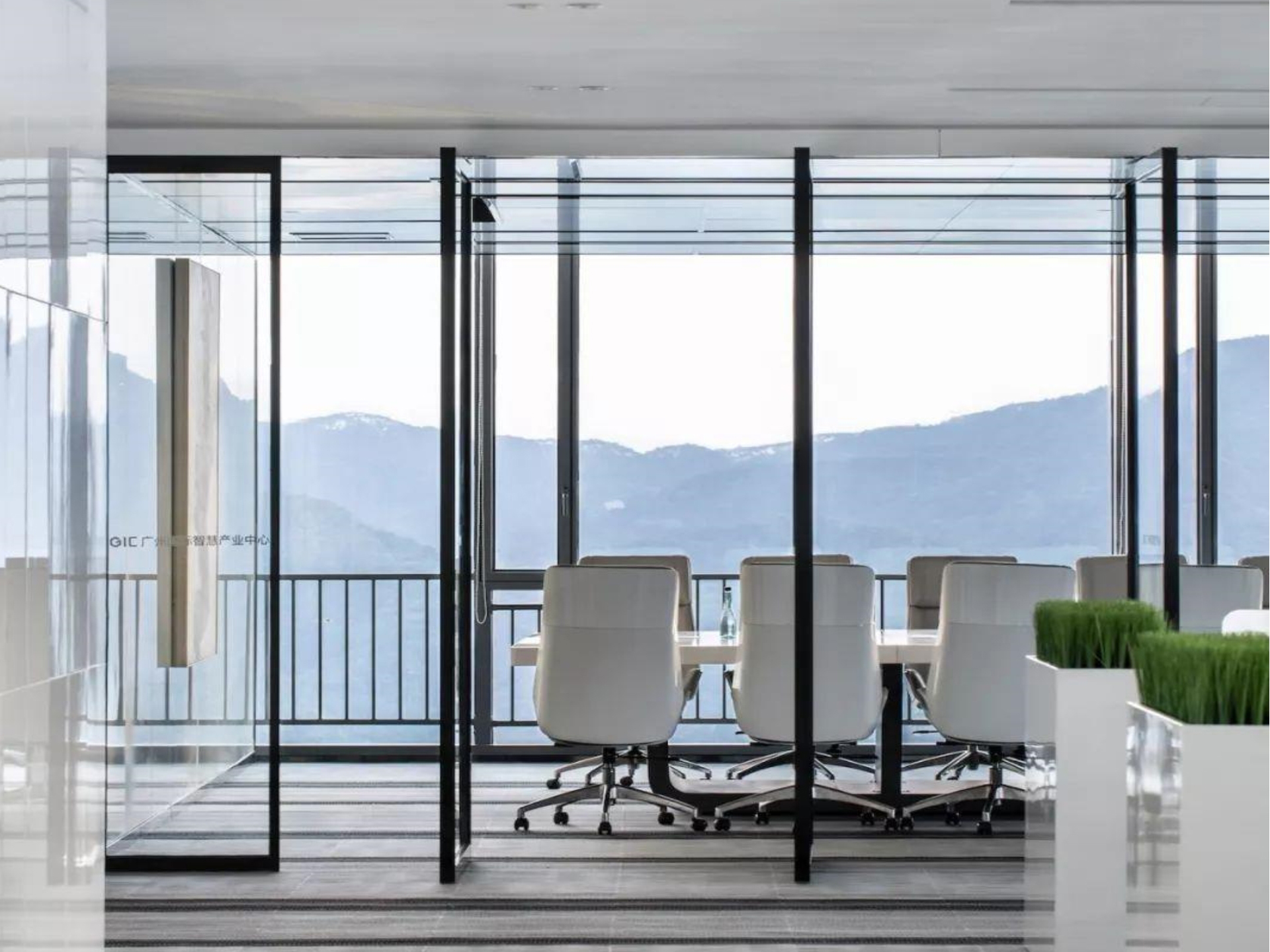 巢湖槐林渔具有限公司4000平方会议室装修案例(图1)