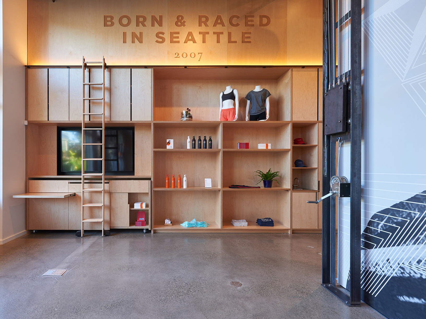 合肥600平方个性服装店装修设计项目(图3)